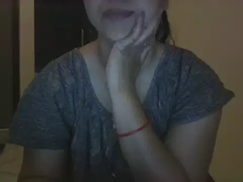 Snapshot of Adaa7 chatting on 05/02/26, 09:47 Adaa7 online show from 05/02/26, 09:47