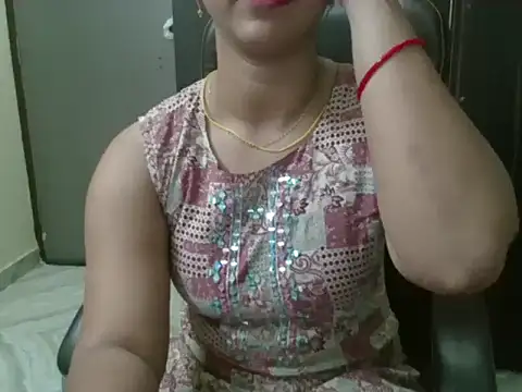 Snapshot of Adaa7 chatting on 05/18/26, 04:13 Adaa7 online show from 05/18/26, 04:13