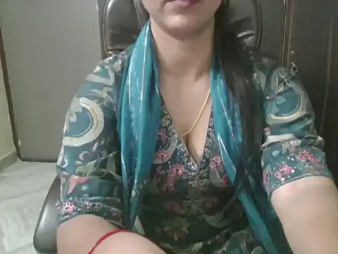 Snapshot of Adaa7 chatting on 05/26/26, 05:31 Adaa7 online show from 05/26/26, 05:31