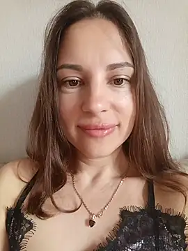 She-Moon online show from 06/04/26, 05:46