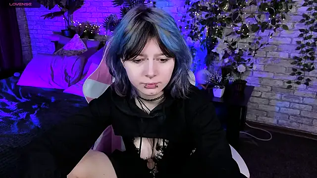 Ashley Veil online show from 03/03/26, 08:15