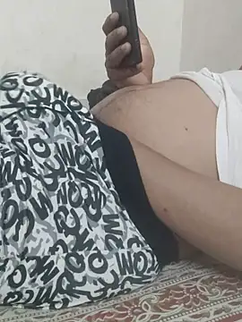 Snapshot of KGF786 chatting on 02/10/26, 05:28 KGF786 online show from 02/10/26, 05:28