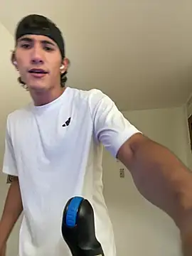 Snapshot of emilio_rivs chatting on 06/19/26, 01:59 emilio rivs online show from 06/19/26, 01:59