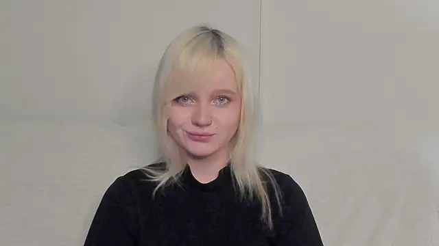 Snapshot of ustimeow chatting on 01/18/26, 08:01 ustimeow online show from 01/18/26, 08:01