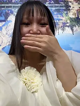 Snapshot of Charlotte-ee chatting on 03/16/26, 06:28 Charlotte-ee online show from 03/16/26, 06:28