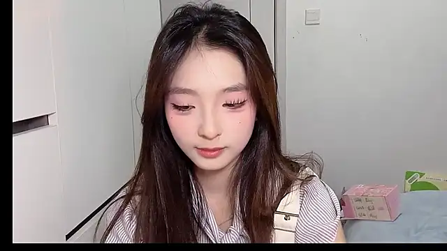 Snapshot of 1X-NanNan chatting on 01/14/26, 02:01 1X-NanNan online show from 01/14/26, 02:01