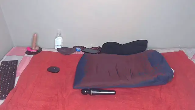 liztaylor online show from 07/28/26, 07:39
