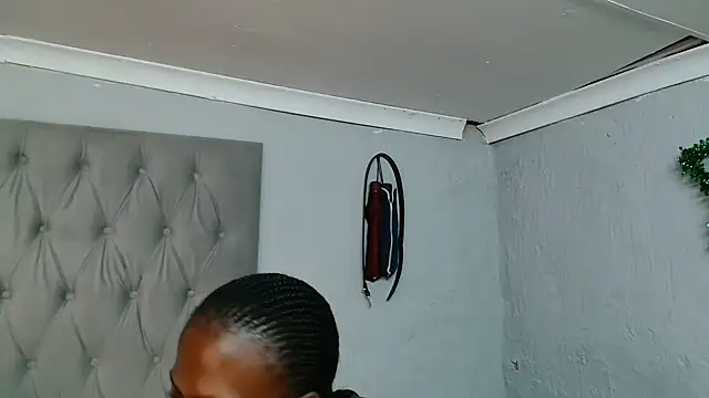 Snapshot of MelowD_2 chatting on 06/15/26, 01:35 MelowD 2 online show from 06/15/26, 01:35