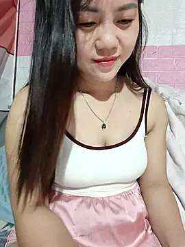 Ngocmai lazdy online show from 05/02/26, 01:49