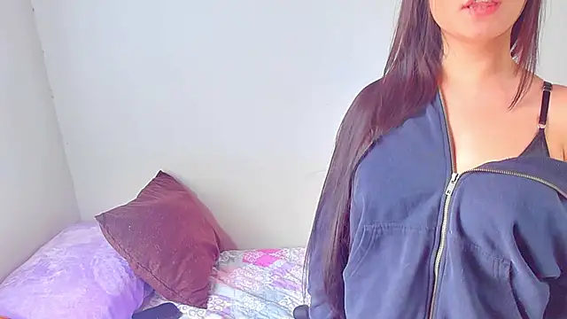 Anniecute   online show from 04/29/26, 04:44