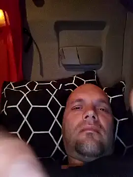 Snapshot of Ivan9999k chatting on 01/13/26, 10:04 Ivan9999k online show from 01/13/26, 10:04