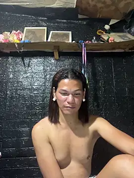 HugeAgatha online show from 02/09/26, 01:59