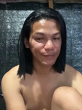 Snapshot of HugeAgatha chatting on 03/22/26, 10:46 HugeAgatha online show from 03/22/26, 10:46