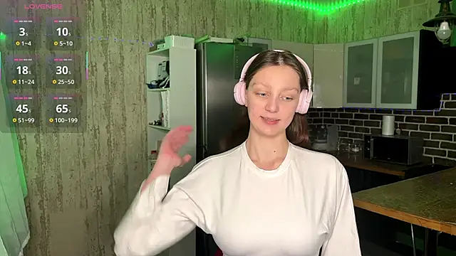 Snapshot of ChrisAmott chatting on 02/17/26, 04:02 ChrisAmott online show from 02/17/26, 04:02