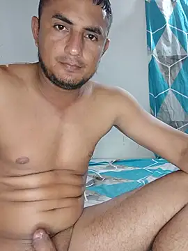 Snapshot of knox_zeque chatting on 06/13/26, 01:47 knox zeque online show from 06/13/26, 01:47