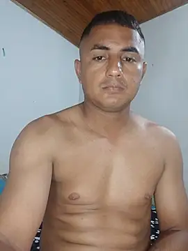 Snapshot of knox_zeque chatting on 06/16/26, 11:46 knox zeque online show from 06/16/26, 11:46