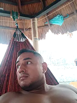 Snapshot of knox_zeque chatting on 07/19/26, 11:36 knox zeque online show from 07/19/26, 11:36