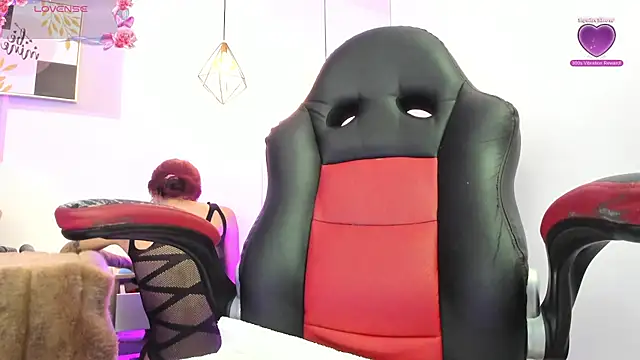 Snapshot of april_jones05 chatting on 02/21/26, 12:06 april jones05 online show from 02/21/26, 12:06