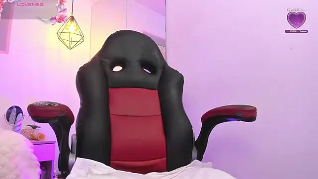 Snapshot of april_jones05 chatting on 02/23/26, 11:18 april jones05 online show from 02/23/26, 11:18