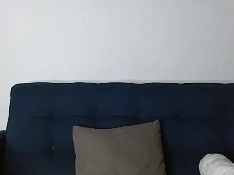 Snapshot of maite_saens1 chatting on 02/25/26, 01:37 maite saens1 online show from 02/25/26, 01:37