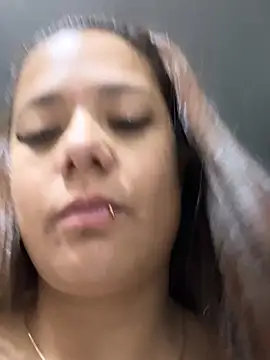 Pretty  Milf online show from 02/25/26, 09:30