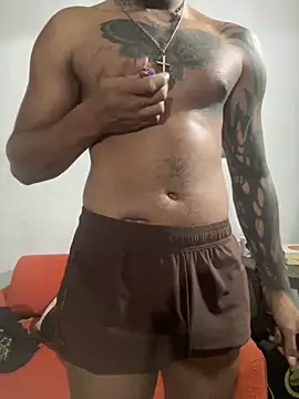 Snapshot of liyamjunior chatting on 02/12/26, 06:08 liyamjunior online show from 02/12/26, 06:08