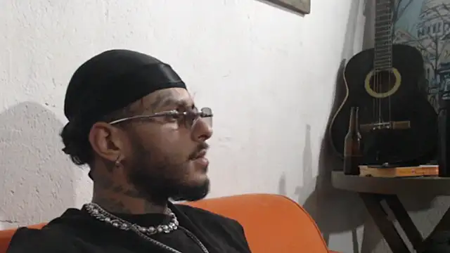 Snapshot of liyamjunior chatting on 02/16/26, 05:58 liyamjunior online show from 02/16/26, 05:58