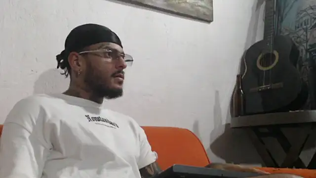 Snapshot of liyamjunior chatting on 02/17/26, 03:14 liyamjunior online show from 02/17/26, 03:14