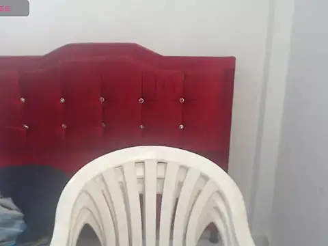 Loriiiany online show from 05/09/26, 11:48