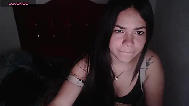 Loriiiany online show from 05/12/26, 11:24