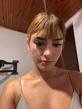 Snapshot of ivy-777 chatting on 02/15/26, 08:38 ivy-777 online show from 02/15/26, 08:38