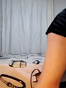 Snapshot of Karanfilim chatting on 03/11/26, 08:59 Karanfilim online show from 03/11/26, 08:59