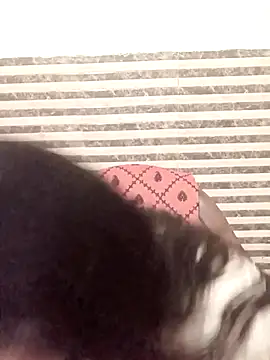 Snapshot of Sexy_risu chatting on 02/21/26, 02:29 Sexy risu online show from 02/21/26, 02:29