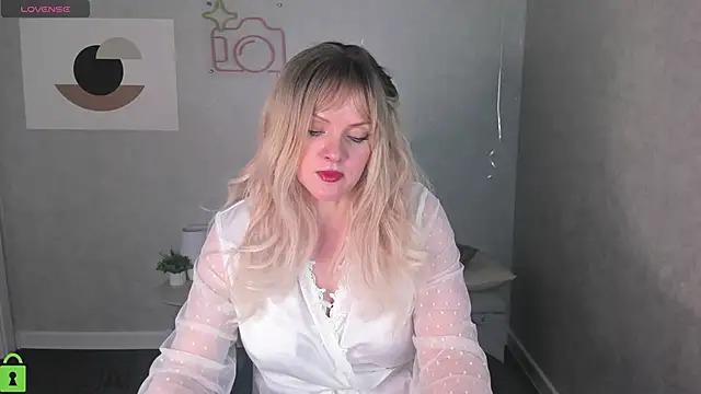 Victoria Nelson online show from 03/28/26, 01:27