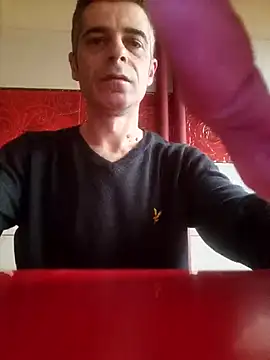 Snapshot of Ianne150 chatting on 02/15/26, 10:25 Ianne150 online show from 02/15/26, 10:25