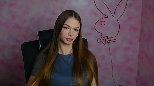 Lina Loveuu online show from 04/27/26, 11:30