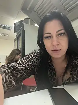 Snapshot of _Mila_Love chatting on 02/04/26, 05:52 Mila Love online show from 02/04/26, 05:52