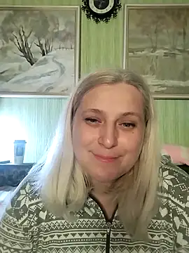 Snapshot of NyushaLollipop chatting on 03/21/26, 04:43 NyushaLollipop online show from 03/21/26, 04:43