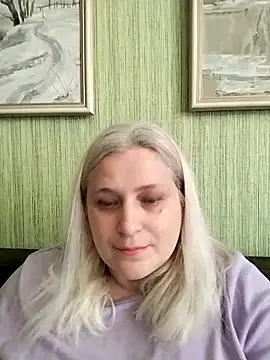 NyushaLollipop online show from 05/05/26, 10:23