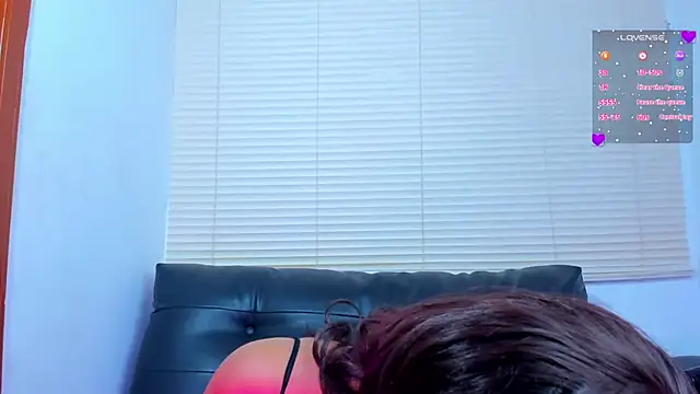 Snapshot of charlotte_bronte chatting on 06/04/26, 12:49 charlotte bronte online show from 06/04/26, 12:49