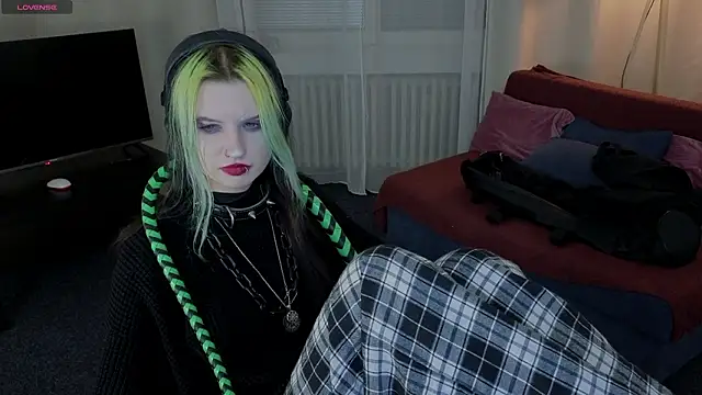 Snapshot of ToxicKittyy chatting on 03/08/26, 02:04 ToxicKittyy online show from 03/08/26, 02:04