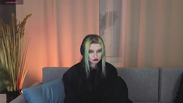 Snapshot of ToxicKittyy chatting on 03/14/26, 09:20 ToxicKittyy online show from 03/14/26, 09:20