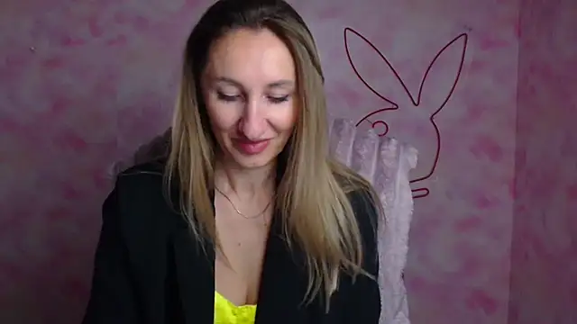 Diana Sweeet  online show from 04/30/26, 05:36