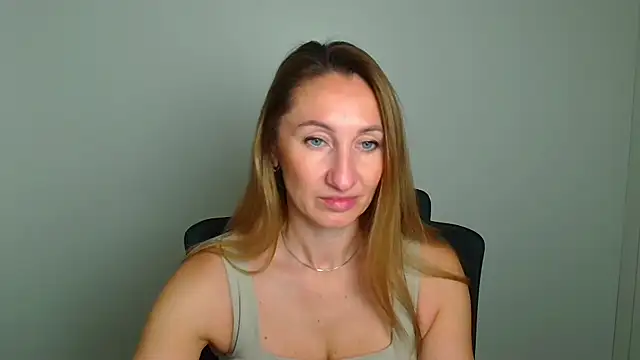 Diana Sweeet  online show from 05/06/26, 05:57