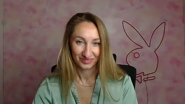Diana Sweeet  online show from 05/16/26, 05:59