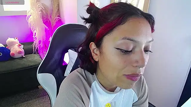 melodyy as online show from 06/25/26, 12:31