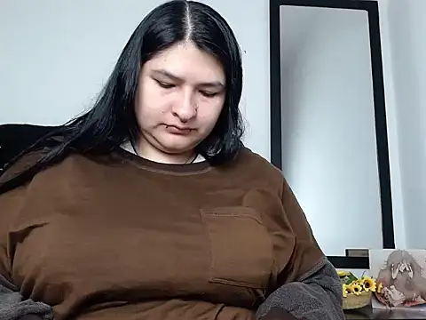 Snapshot of LauraHorny69 chatting on 03/22/26, 01:58 LauraHorny69 online show from 03/22/26, 01:58