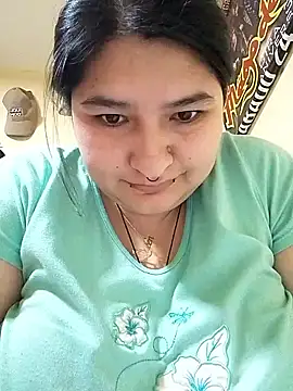 Snapshot of LauraHorny69 chatting on 04/22/26, 03:31 LauraHorny69 online show from 04/22/26, 03:31