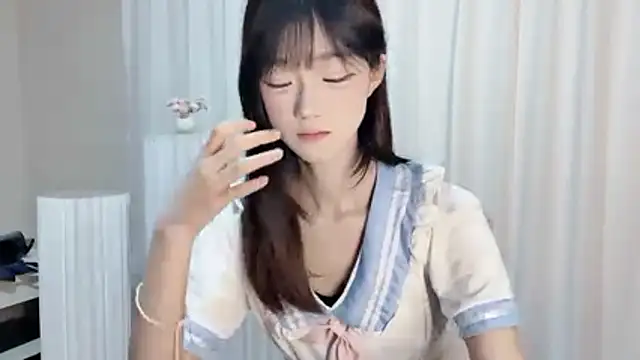 qingqing love2025 online show from 05/13/26, 02:36