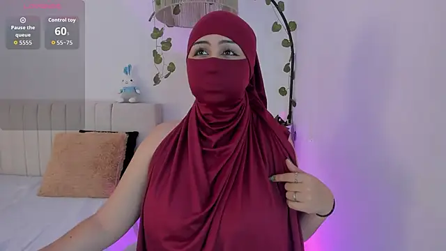  Amirah online show from 05/19/26, 06:47